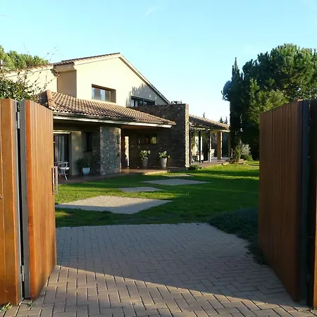 Bcn-collbato Natura فندق مبيت وإفطار